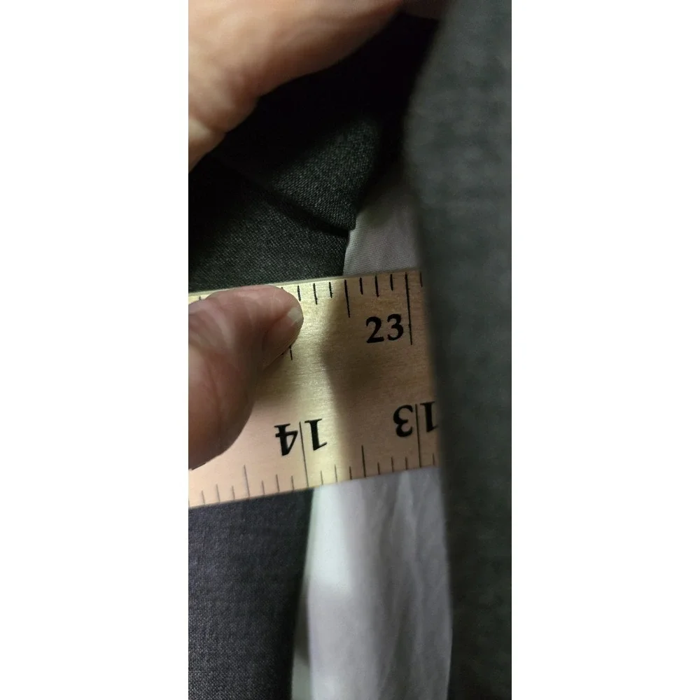 Jos A Bank Mens Suit Gray 100% Wool‎ Windowpane 2 pc
